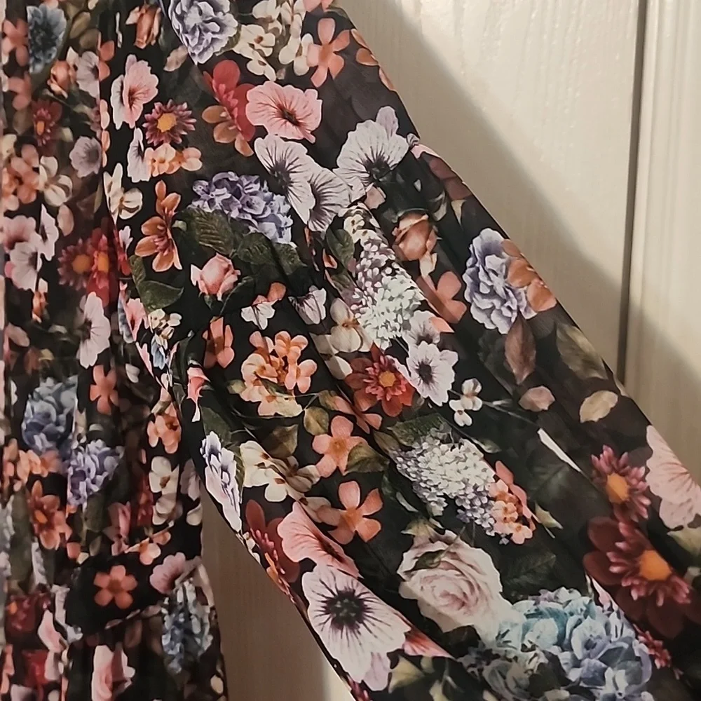 ❤️Express Cape❤️ - Picture 6 of 8